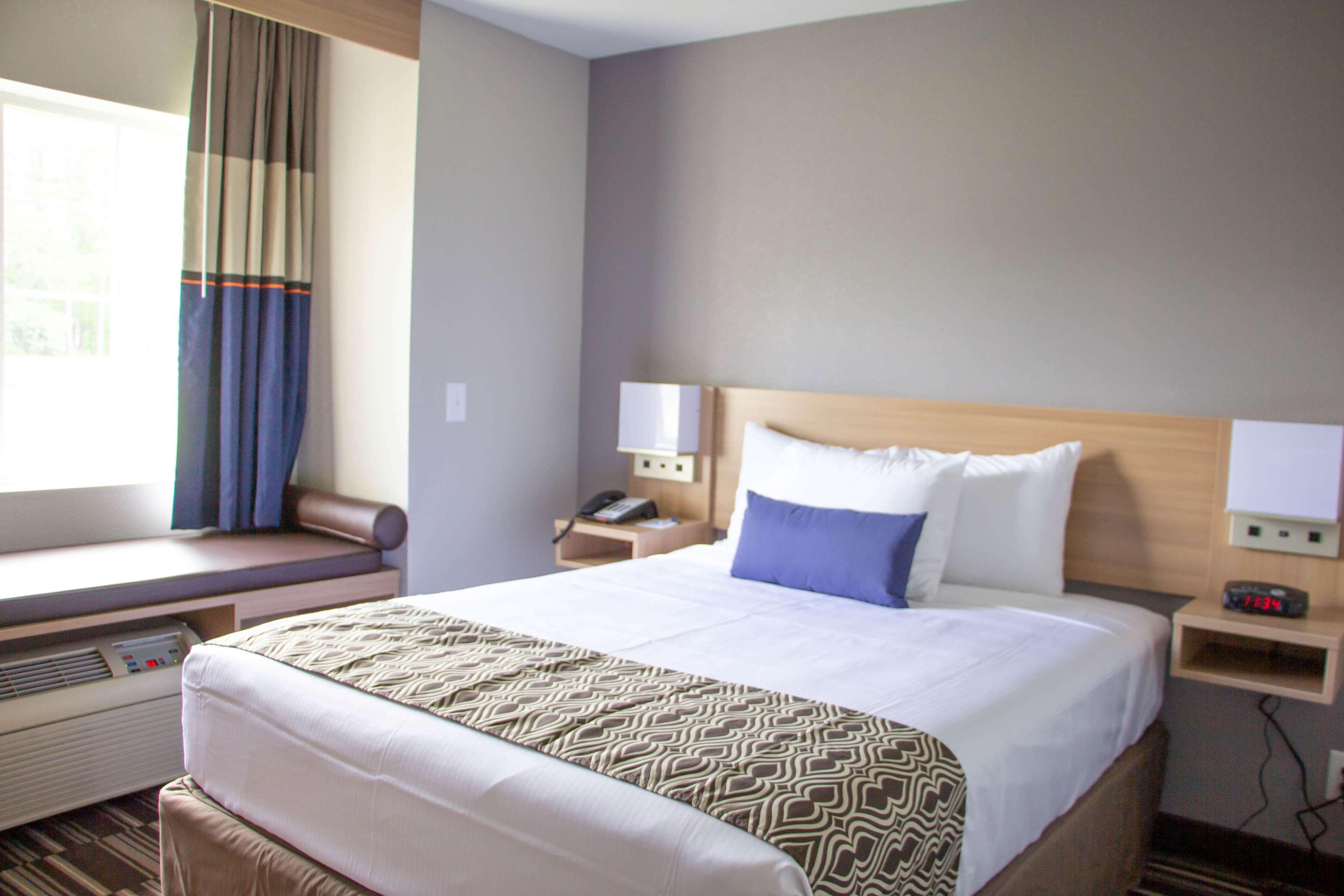 Microtel Inn & Suites By Wyndham Camp Lejeune/Τζάκσονβιλ Εξωτερικό φωτογραφία